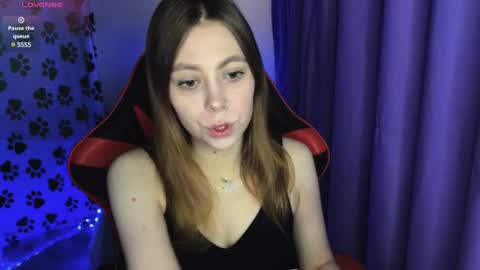 natural_babe666 online show from January 15, 7:05 am