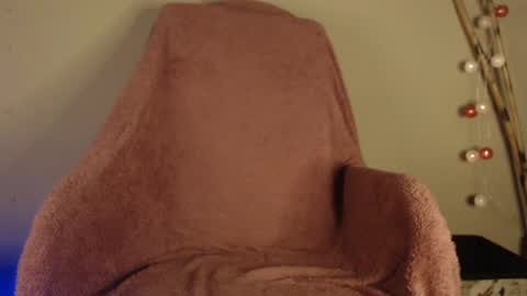 Snapshot of naty_naturalgirl chatting on March 6, 7:54 pm Nataly online show from March 6, 7:54 pm