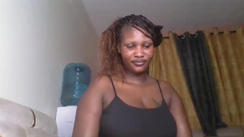 naughty8779 online show from September 17, 10:55 pm