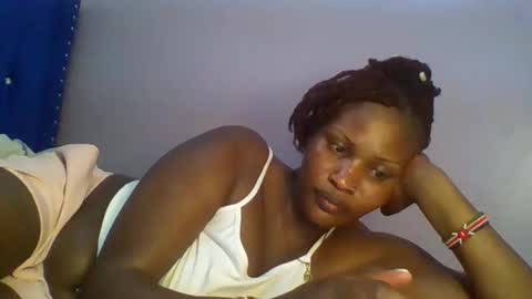 naughty8779 online show from October 5, 4:05 pm