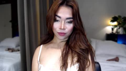 Snapshot of naughty_dreamerxxx chatting on November 27, 4:25 am Queen Jess online show from November 27, 4:25 am