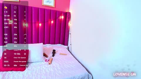 SASHA  online show from December 22, 7:31 pm