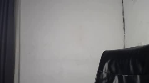 Zoey online show from November 30, 11:31 pm