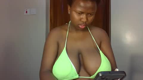 naughty_jazmine online show from September 29, 4:28 am