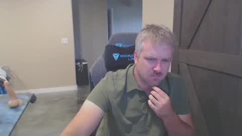 Naughty kinky1 online show from September 15, 3:23 pm