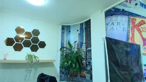 Kitten online show from March 5, 10:22 am