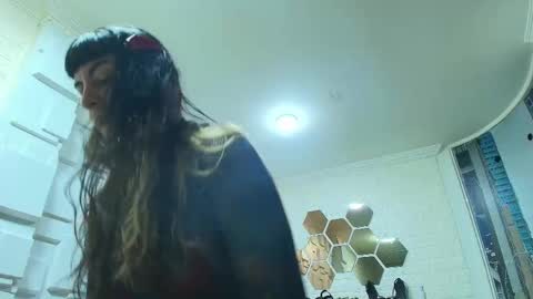 Kitten online show from November 26, 11:00 am