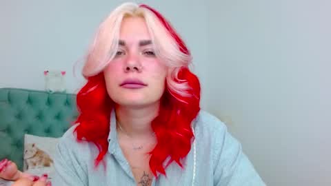 Maria  online show from October 7, 2:03 pm