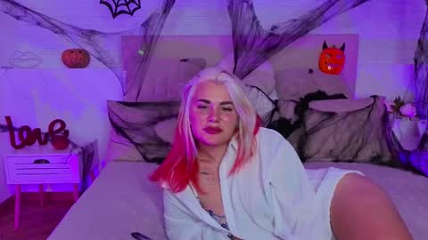 Maria  online show from October 27, 2:10 pm