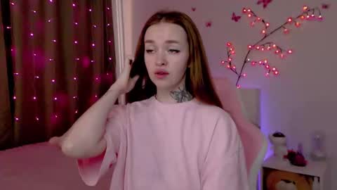 Snapshot of naughty_mablee chatting on September 17, 1:18 am Mable online show from September 17, 1:18 am