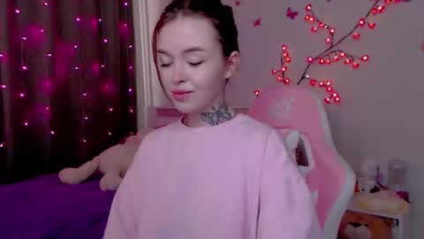 Snapshot of naughty_mablee chatting on September 26, 1:20 am Mable online show from September 26, 1:20 am