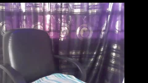 Snapshot of naughty_xxbunny chatting on November 10, 6:23 am beauty online show from November 10, 6:23 am