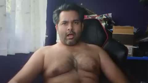 Snapshot of naughtydesicock chatting on September 23, 8:23 pm sakhtlaundaz online show from September 23, 8:23 pm