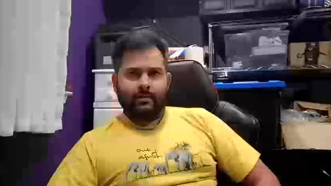 Snapshot of naughtydesicock chatting on October 12, 2:32 am sakhtlaundaz online show from October 12, 2:32 am