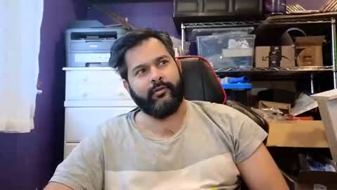 Snapshot of naughtydesicock chatting on December 1, 1:38 pm sakhtlaundaz online show from December 1, 1:38 pm