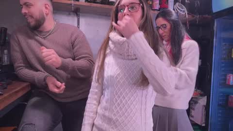 ANDREA STEPH  MIKE online show from January 15, 8:37 pm