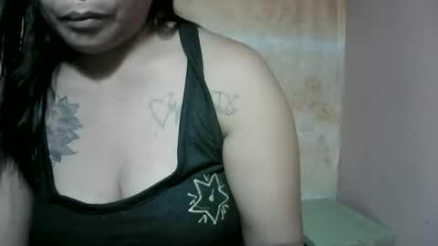 naughtymom_33 online show from October 20, 12:11 am