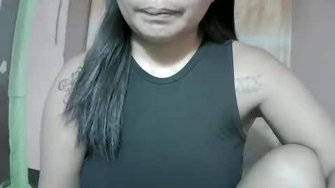 naughtymom_33 online show from November 8, 11:58 pm