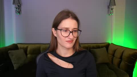 Ur Nurse online show from October 31, 7:31 am