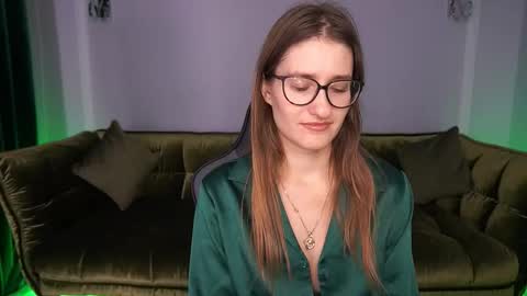 Ur Nurse online show from November 20, 7:08 am