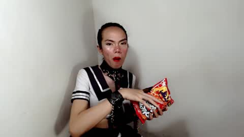 Snapshot of naughtypetiteangel chatting on November 14, 10:25 am naughtypetiteangel online show from November 14, 10:25 am