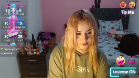 naughtyplayass online show from December 20, 6:35 pm