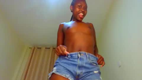 Snapshot of naughtyqueen12 chatting on September 12, 11:54 am naughtyqueen12 online show from September 12, 11:54 am