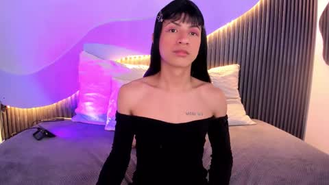 BARBARA  DANIEL online show from November 26, 9:05 pm