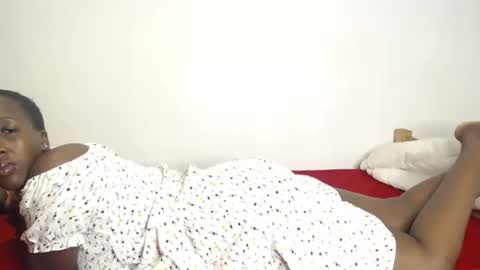 nawtylezi696 online show from October 23, 11:24 pm