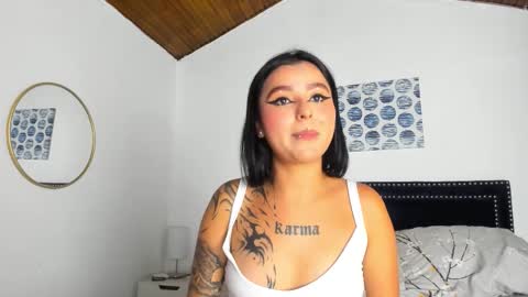 Snapshot of nebulalux chatting on October 16, 11:17 pm NEBULA LUX online show from October 16, 11:17 pm