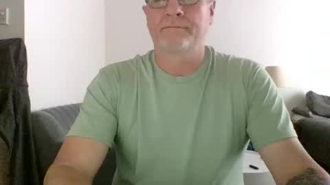 neckdown12 online show from November 8, 8:29 pm