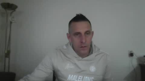 nederland77 online show from December 26, 3:42 pm