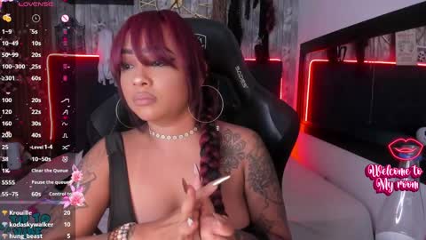 Miah online show from February 11, 3:18 pm