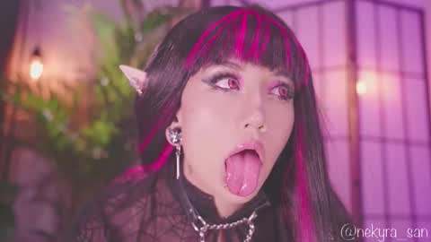 Snapshot of nekyra_san chatting on October 5, 1:04 am Mely Birthday party saturday night BYO online show from October 5, 1:04 am