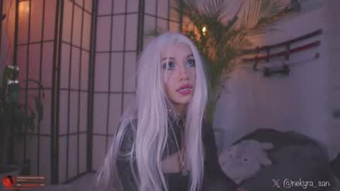 Snapshot of nekyra_san chatting on October 18, 12:02 am Mely Birthday party saturday night BYO online show from October 18, 12:02 am