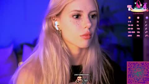 I am Nelly3 online show from September 20, 9:16 pm