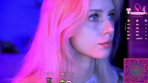 I am Nelly3 online show from September 22, 9:50 pm