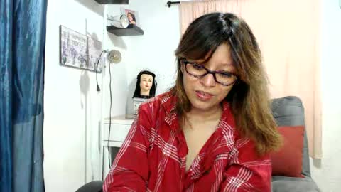 Snapshot of nena_lov chatting on September 11, 12:00 am Star online show from September 11, 12:00 am