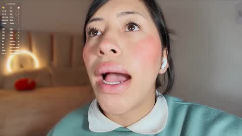 Snapshot of nerak_a chatting on December 10, 6:28 pm Helena Every Friday new video for my fan club loves online show from December 10, 6:28 pm