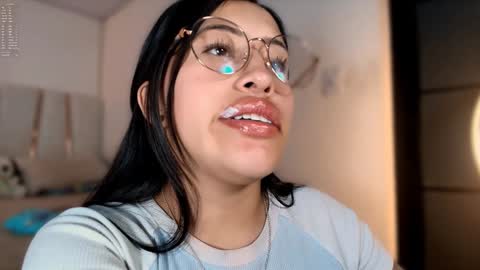 Snapshot of nerak_a chatting on January 20, 8:40 pm Helena Every Friday new video for my fan club loves online show from January 20, 8:40 pm