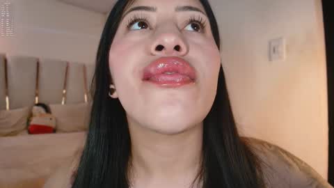 Snapshot of nerak_a chatting on January 25, 5:51 pm Helena Every Friday new video for my fan club loves online show from January 25, 5:51 pm