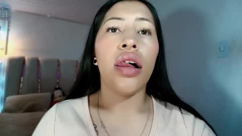 Snapshot of nerak_a chatting on February 15, 8:33 pm Helena Every Friday new video for my fan club loves online show from February 15, 8:33 pm