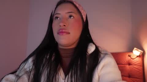 Snapshot of nerak_a chatting on October 16, 6:09 pm Helena Every Friday new video for my fan club loves online show from October 16, 6:09 pm