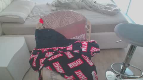 Nerchia89 online show from October 3, 2:58 pm