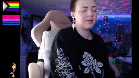 NerdySquirty online show from November 14, 5:50 am