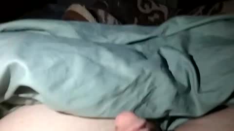 Snapshot of neverseentthatb4 chatting on December 12, 11:29 am Matt online show from December 12, 11:29 am