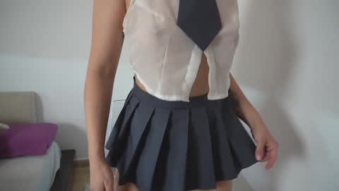 new dee online show from November 24, 7:19 am