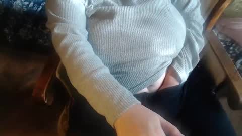 Lilly  online show from March 11, 6:43 am