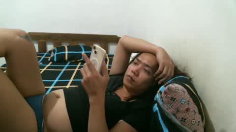 Snapshot of newest_star69 chatting on January 8, 1:52 pm Lucy Pearl online show from January 8, 1:52 pm