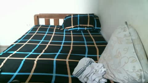 Snapshot of newest_star69 chatting on February 21, 4:18 am Lucy Pearl online show from February 21, 4:18 am